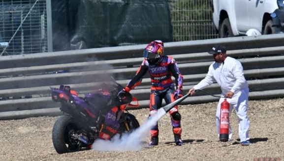 MotoGP、ヘレステスト：エンジントラブルとホルヘ・マルティンの転倒、ドゥカティはすぐに忘れたようだ
