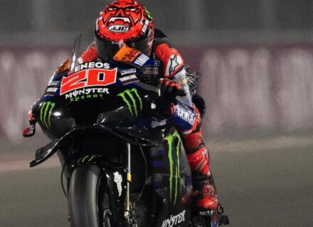 MotoGP Carlos Checa : "la vitesse de pointe compte, mais c'est surtout la capacité de la moto à accélérer et sortir des virages qui est cruciale"