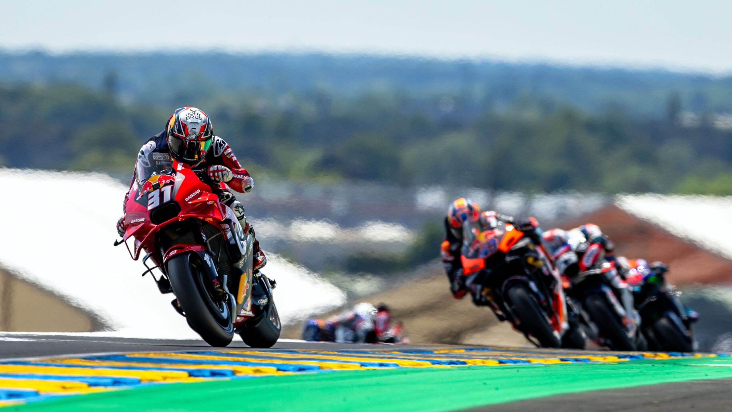 MotoGPフランス、J2 – ペドロ・アコスタ：「表彰台を目指して戦えたかもしれない」
