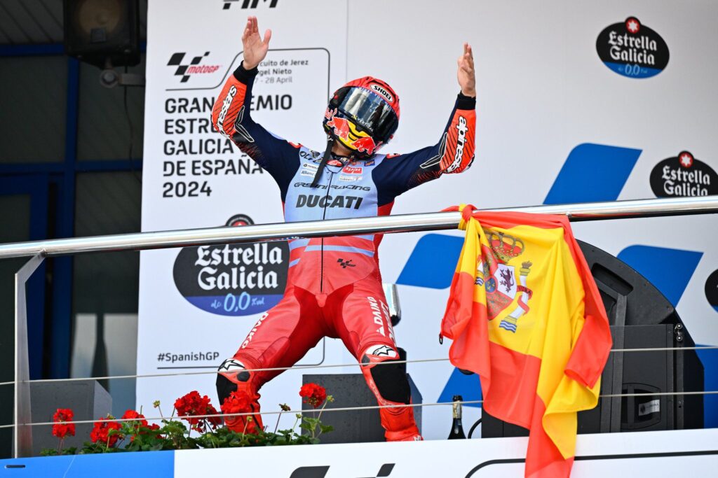 MotoGP, VIDEO Marc Marquez revient sur son show du podium à Jerez : “j’ai gagné, peu importe ce que les autres disent, cette deuxième place avait le goût de la victoire”