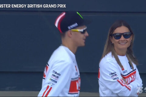 MotoGP Silverstone Parade LIVE : La charette version anglaise...