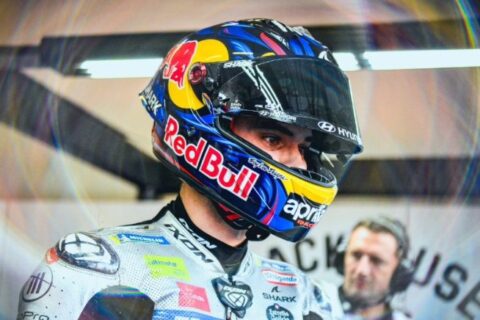 Superbike Aragon Course 1 : Bulega réduit ses adversaires et le spectacle en miettes