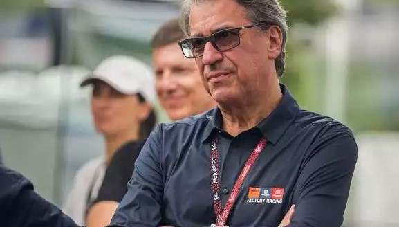 MotoGP、深刻な財政危機はKTMで終わらない:「KTMは私のライフワークであり、私はそのために戦っている」とステファン・ピアラーが発表 - パドックGP