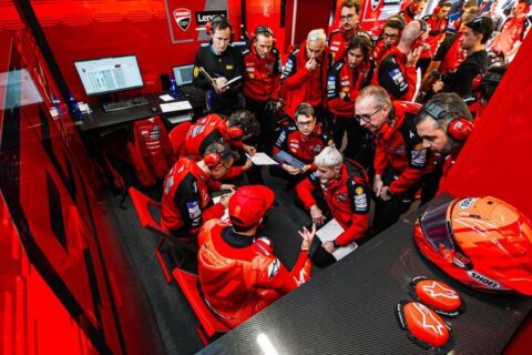 MotoGP : Freddie Spencer s’en va, Simon Crafar arrive