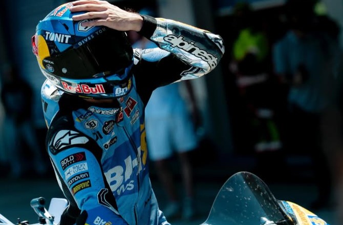 https://www.paddock-gp.com/wp-content/uploads/2025/04/Alex-Marquez-1-4.jpg