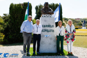 People MotoGP : Le Circuito de Jerez-Ángel Nieto rend hommage à Carmelo Ezpeleta avec un buste au virage 7
