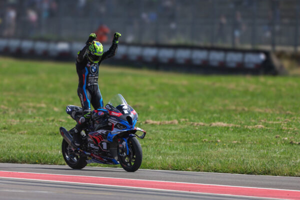 FSBK Nogaro J3: 11 spectators for a sumptuous show!