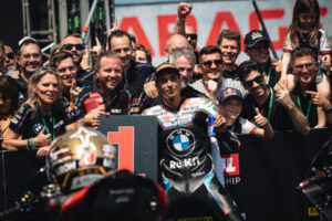 WSBK Superbike Misano Pirelli J3 : Le supersoft de développement, star en Italie avec Toprak Razgatlioğlu