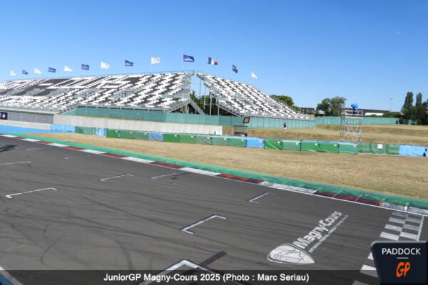 Magny-Cours décerne ses premières pole positions du championnat du monde FIM JuniorGP