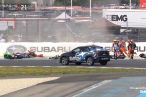 WSBK Superbike, Balaton Park Course 1 : Toprak Razgatlioglu échappe au chaos, Nicolo Bulega sauve les meubles