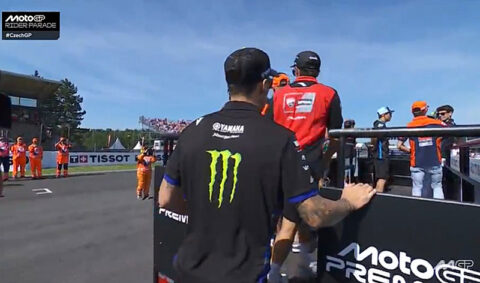 MotoGP Brno Parade LIVE : La charette version tchèque...