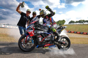 FSBK Pau Arnos J2 : Kenny Foray entre dans la légende du Superbike français en remportant un 4e titre d'affilée ! [CP]