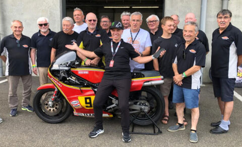 Les fans affluent au Motor Revival Zolder et assistent à la magique photo de Randy Mamola