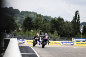 Moto2, Brno, FP1 : Tony Arbolino se démarque sur piste mouillée