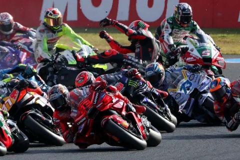 MotoGP, Japon J2, Percuté en début de course, Marco Bezzecchi (Aprilia/Q9-SAb.) s'en sort bien