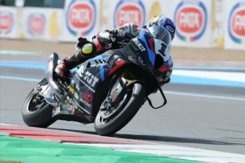 WSBK Superbike Magny-Cours Superpole : Toprak Razgatlioglu en pole, Andrea Iannone revient en force