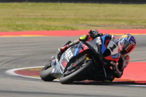 WSBK Superbike Aragon Course 1 : Toprak Razgatlioglu arrache une 13e victoire, pas de pitié pour Ducati