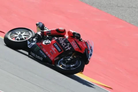 WSBK Superbike Aragon Superpole : Nicolo Bulega passe à l’attaque, magie Ducati pour la pole