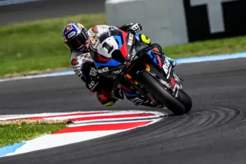WSBK Superbike Magny-Cours Course Course-2 : Toprak Razgatlioglu sur une autre planète, mais avez-vous vu Rea ?