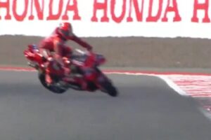 Marc Marquez crash
