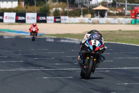WSBK Superbike Estoril Course Superpole : Toprak Razgatlioglu à pleine vitesse dans le sprint, c'est un champion hors pair