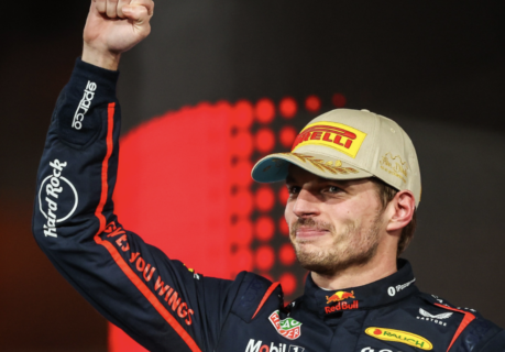 Formule 1 : Grippé, Max Verstappen s’explique en vidéo pendant la cérémonie de remise des prix de la FIA