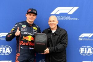 F1 : Jacques Villeneuve fracasse le mythe Red Bull : “Ce n’est pas la voiture de Verstappen, c’est Verstappen”