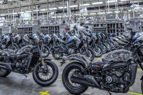 Street, VIDEO, CFMoto, la claque industrielle : comment la Chine fabrique d&eacute;sormais des motos qui font trembler l&rsquo;Europe