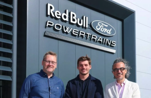 Formule 1 : Moteurs F1 : Red Bull change de cap et isole Mercedes