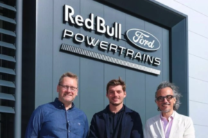 Formule 1 : Moteurs F1 : Red Bull change de cap et isole Mercedes