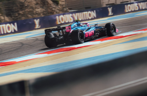 F1 : tests Bahre&iuml;n J1 : Alpine d&eacute;j&agrave; sous pression : un d&eacute;part hach&eacute; pour l&rsquo;A526