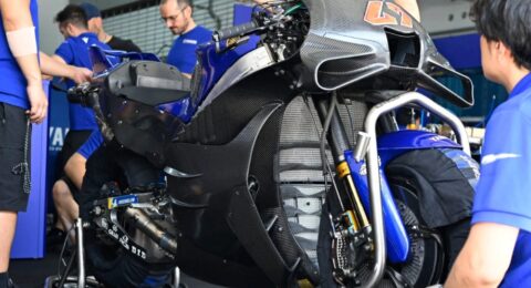 MotoGP, Yamaha au bord du chaos : le moteur V4 menace de forcer les M1 &agrave; partir&hellip; des stands