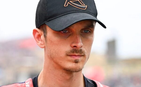 MotoGP – ルカ・マリーニは全ての扉が閉ざされたと見ている：ヤマハの小椋、2027年の彼のシートを守るために残されたのはテック3ホンダだけ。