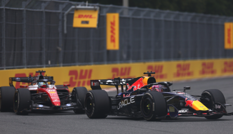 F1 &ndash; Red Bull reprend des couleurs : Verstappen limite les d&eacute;g&acirc;ts, Hadjar se saborde
