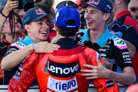 MotoGP Assen Parade LIVE : La charrette version néerlandaise…
