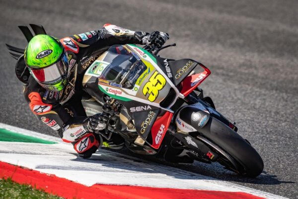 Moto2 – Niklas Ajo, successeur d’Aki, voit les choses en grand pour 2025