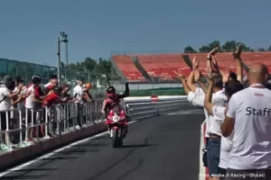 WDW 2026 : Qualifications de la Race of Champions, la Superbike devance le MotoGP, Bulega en pole (Vidéo=