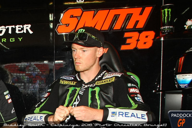 MotoGP : Bradley Smith explique le point de vue des pilotes après le drame de Barcelone, ainsi que l'arrivée de son coéquipier chez Ktm