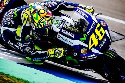 Jerez, MotoGP, Race: Rossi knocks out the race