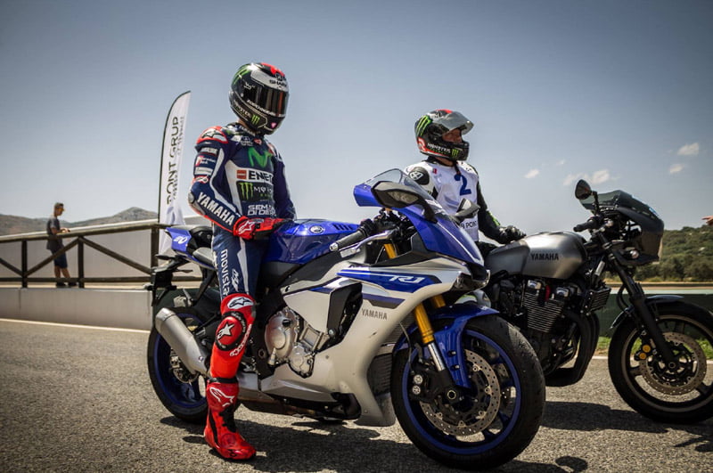 MotoGP : Pas beaucoup de vacances pour Lorenzo non plus…