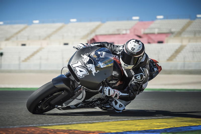 【CP】バレンシアで行われたKTM MotoGP RC16の新たなテスト。