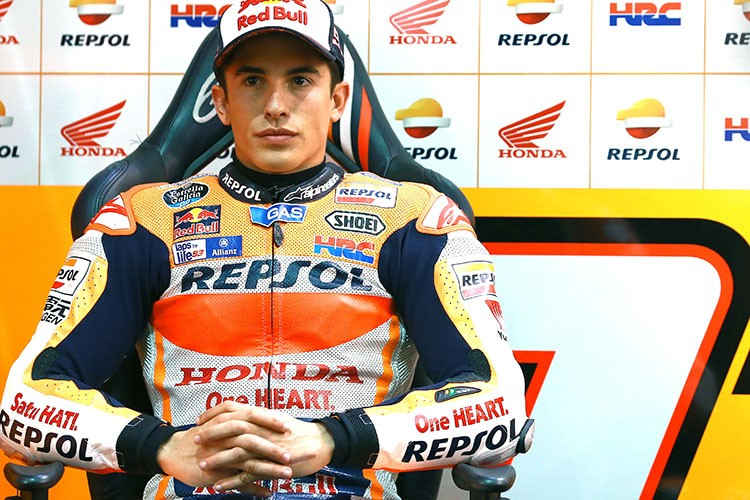 カタルーニャ、MotoGP、FP4: マルケスが先頭を走る