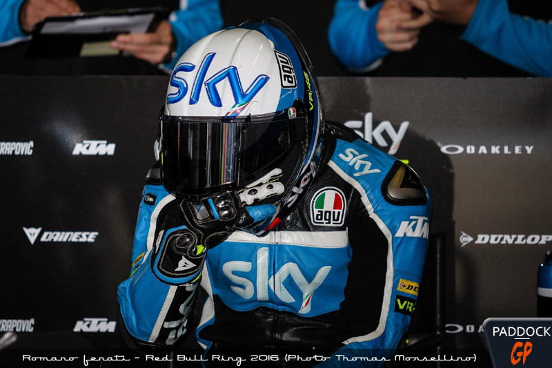 Agv dalla porta sale
