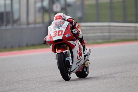 Austin, Moto2, WU: Nakagami on the track, Rins and Zarco in their boxes